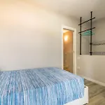 Elizabeth House * 빌라시미우스