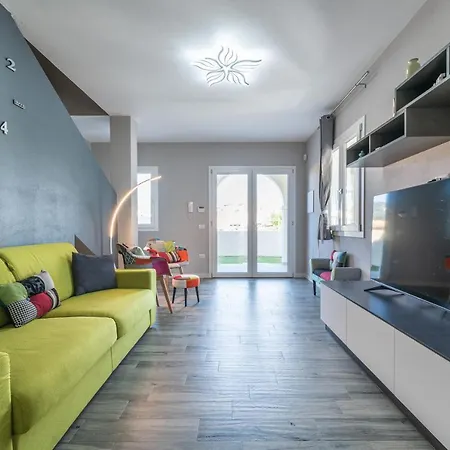 Prázdninový dům Elizabeth House Villasimius