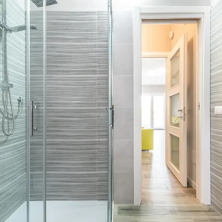Elizabeth House * 维拉西米乌斯